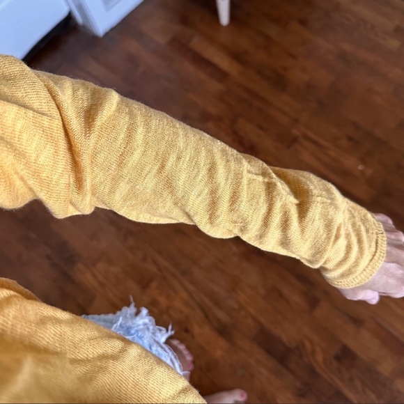 new love tree mustard tie front tee - Picture 5 of 7